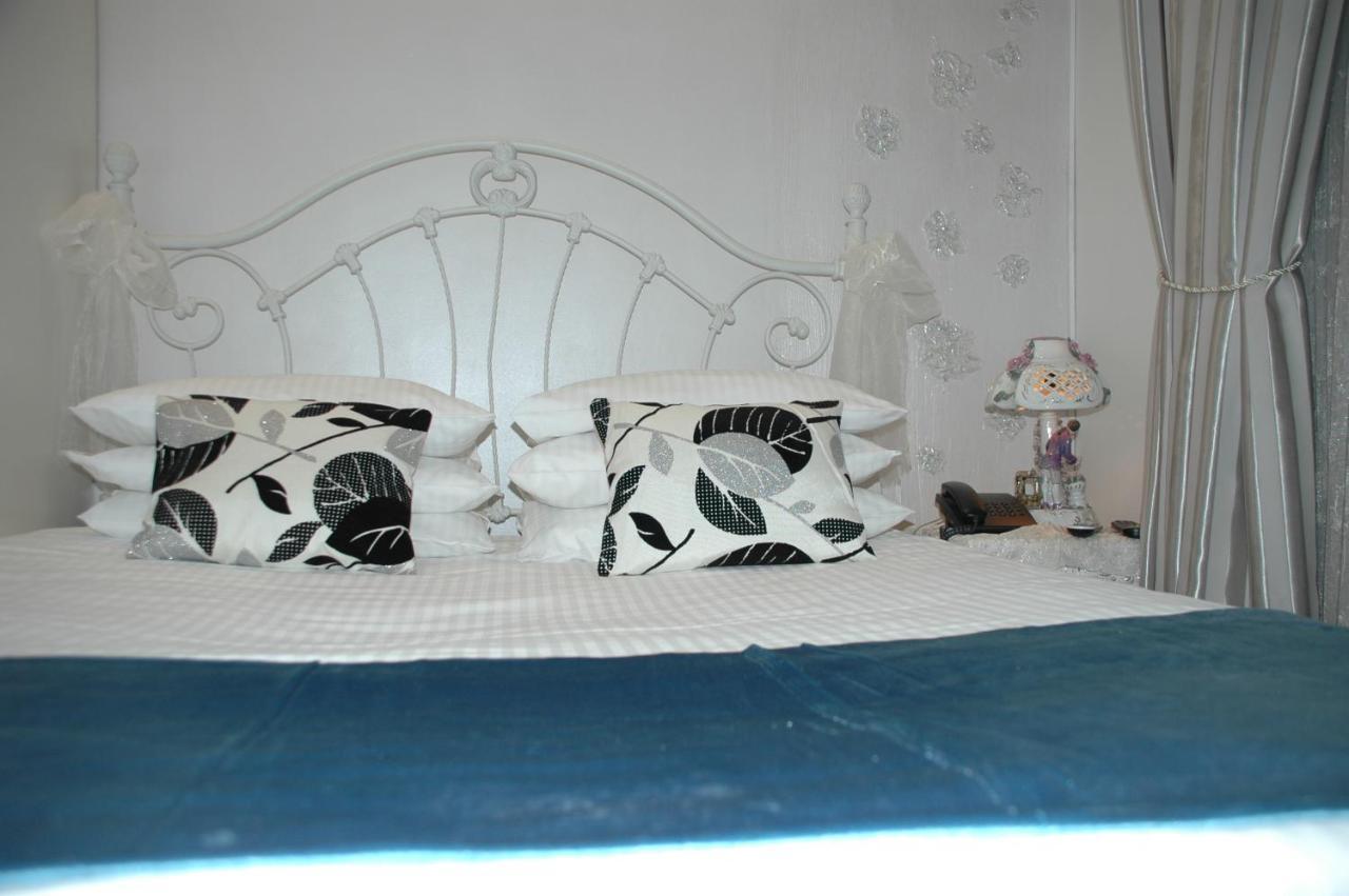 Bella Donna Hotel Chişinau Exteriör bild