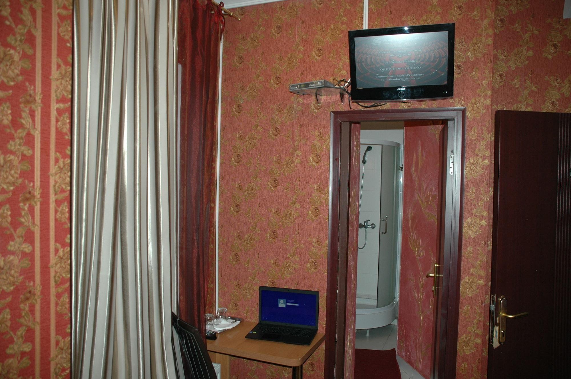 Bella Donna Hotel Chişinau Exteriör bild