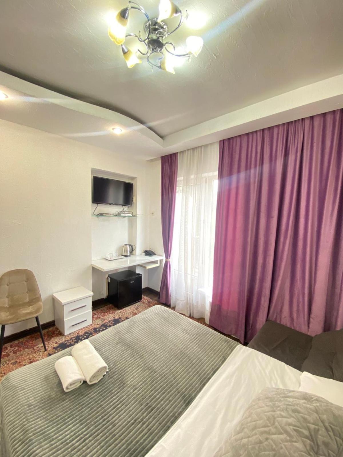 Bella Donna Hotel Chişinau Exteriör bild