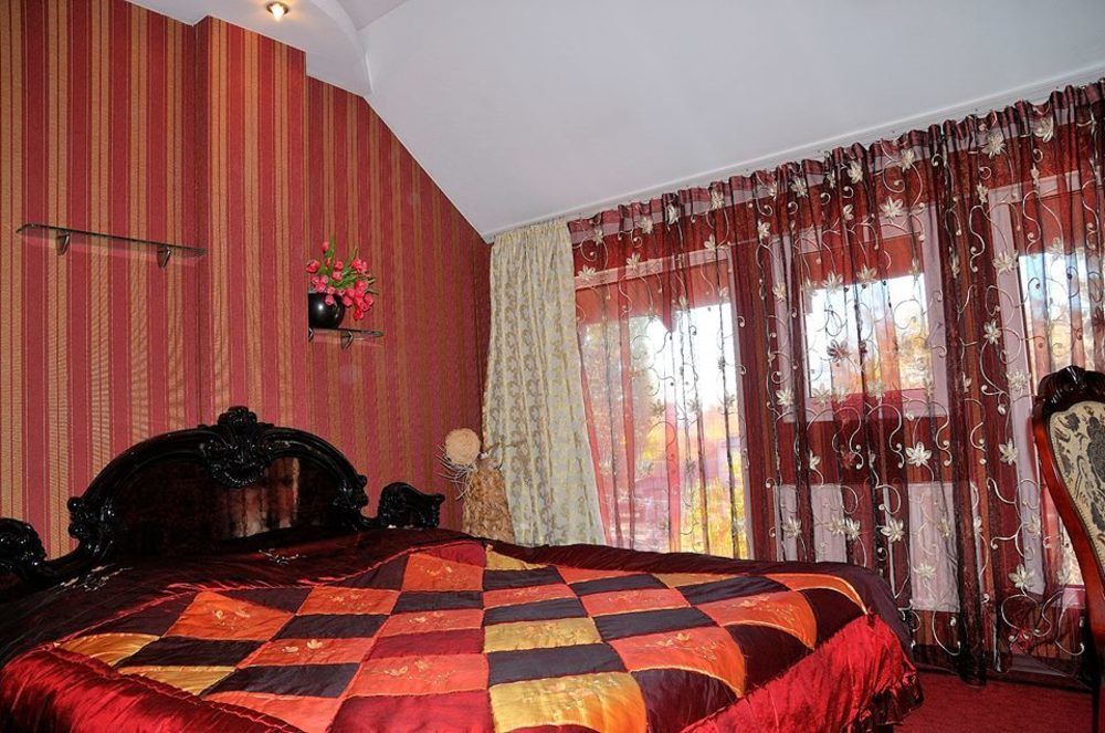 Bella Donna Hotel Chişinau Rum bild